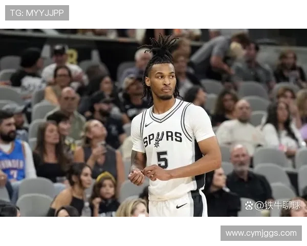 马刺卡斯尔表现惊艳 名嘴力挺成新焦点 马刺卡斯尔表现惊艳 名嘴力挺成新焦点